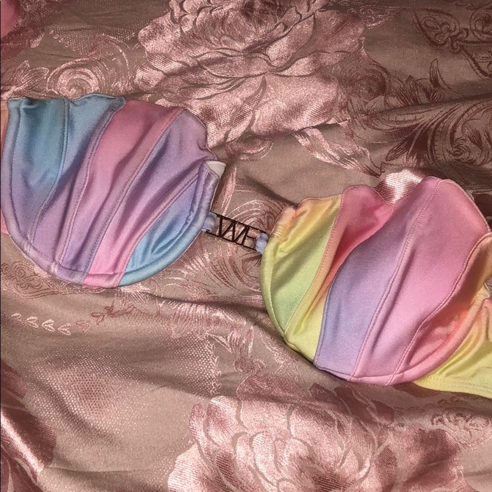 TRADED Wildfox Mermaid Swim Top L - Picture 3 of 3
